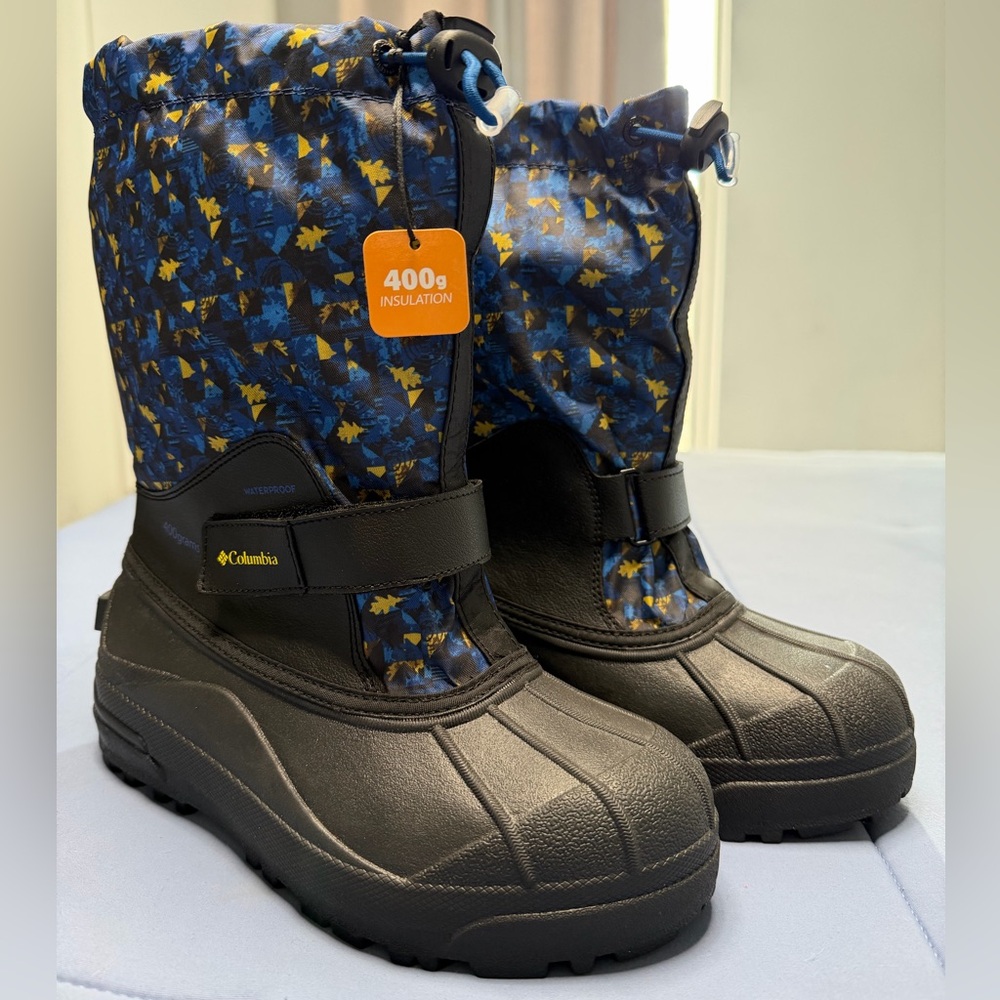 Columbia Kids' Blue and Yellow Insulated Boots size 4 big kids